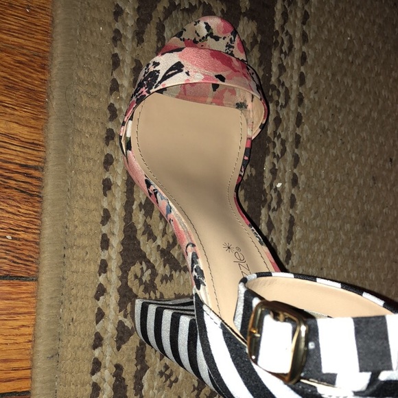 Need gone! - Picture 2 of 3